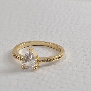 Pear Shape Delicate Diamond ring
